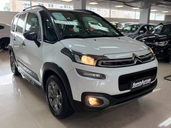 CITROËN AIRCROSS 1.6 SHINE 16V FLEX 4P AUTOMÁTICO CITROËN AIRCROSS 1.6 SHINE 16V FLEX 4P AUTOMÁTICO
